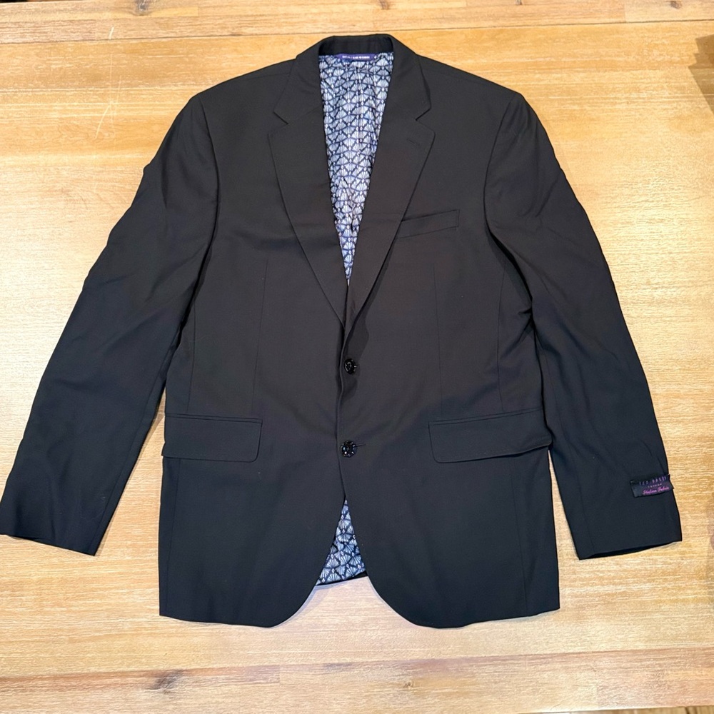Ted Baker Black Wool Blazer Jacquard‎ Lining 2 Button Closure Size 44R